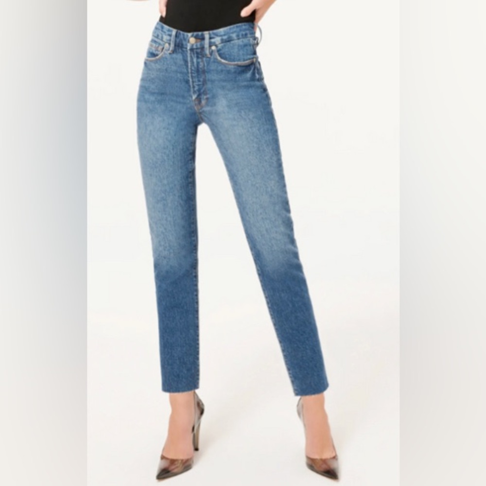 NWT- Good American Good Classic Raw Hem Jeans- Size 4